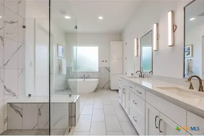 233 Lakefront Drive, Lago Vista, TX 78645 - Photo 20