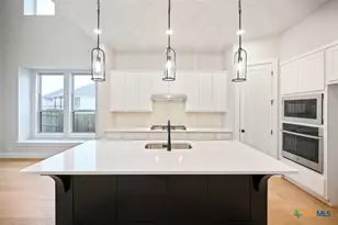 4722 Sherman Sq, Schertz, TX 78108 - Photo 4