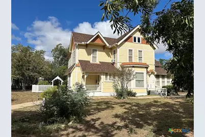 304 W Krezdorn Street, Seguin, TX 78155 - Photo 14