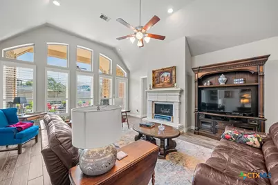 618 Coral Berry, New Braunfels, TX 78132 - Photo 14