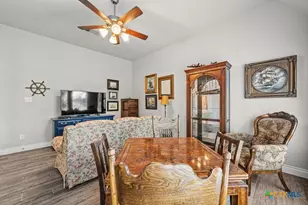 618 Coral Berry, New Braunfels, TX 78132 - Photo 18