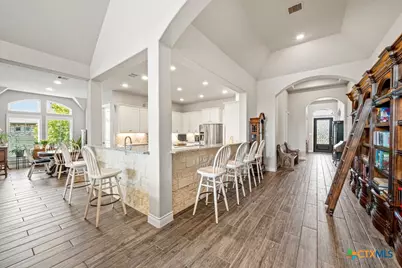 618 Coral Berry, New Braunfels, TX 78132 - Photo 4