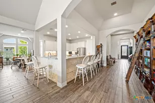 618 Coral Berry, New Braunfels, TX 78132 - Photo 4