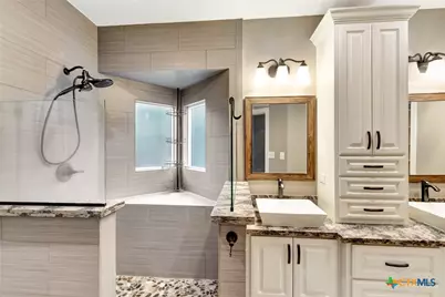 107 Masters Court, Victoria, TX 77904 - Photo 32