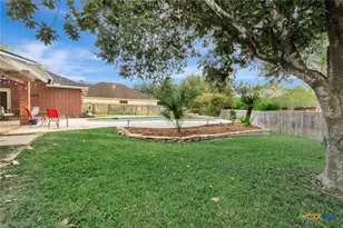 107 Masters Ct, Victoria, TX 77904 - Photo 42