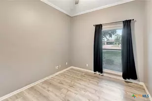 107 Masters Ct, Victoria, TX 77904 - Photo 22