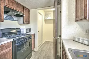 1304 Royal Crest Dr, Killeen, TX 76549 - Photo 18