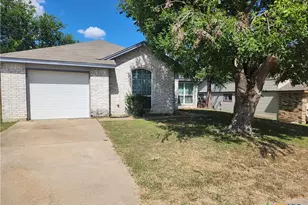 2207 Bluebonnet Dr, Killeen, TX 76549 - Photo 1