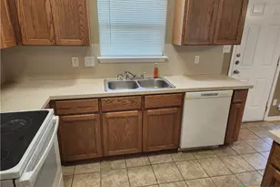 2207 Bluebonnet Dr, Killeen, TX 76549 - Photo 8