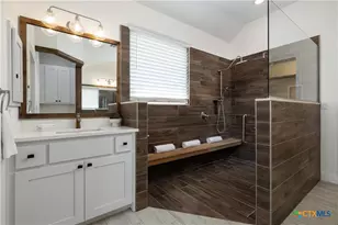 212 Ferryboat Ln, New Braunfels, TX 78130 - Photo 14