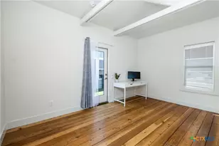 1124 Katy St, New Braunfels, TX 78130 - Photo 20