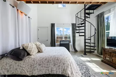 1124 Katy Street, New Braunfels, TX 78130 - Photo 18