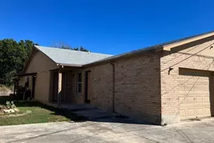 1302 N Bishop, San Marcos, TX 78666 - Photo 1