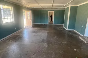 20239 Stillman Valley Rd, Florence, TX 76527 - Photo 8