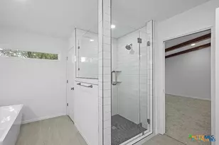 101 E Loma Vista Ave, Victoria, TX 77901 - Photo 28