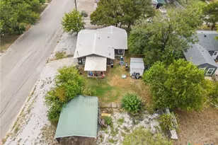 607 S Summer St, Lampasas, TX 76550 - Photo 22