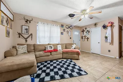 607 S Summer Street, Lampasas, TX 76550 - Photo 10