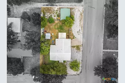 607 S Summer Street, Lampasas, TX 76550 - Photo 22