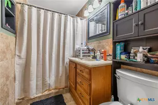 607 S Summer St, Lampasas, TX 76550 - Photo 16