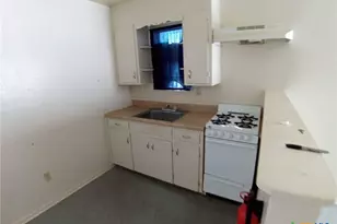 205 Dewald St, Copperas Cove, TX 76522 - Photo 2