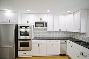 456 Magazine Ave, New Braunfels, TX 78130 - Photo 16