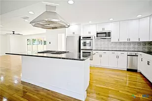 456 Magazine Ave, New Braunfels, TX 78130 - Photo 14