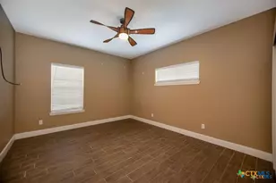 802 Mc Donald Rd, Port Lavaca, TX 77979 - Photo 34