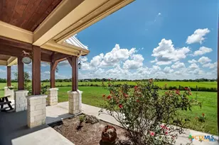 802 Mc Donald Rd, Port Lavaca, TX 77979 - Photo 8