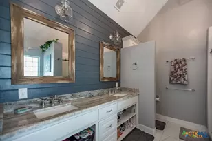 802 Mc Donald Rd, Port Lavaca, TX 77979 - Photo 26