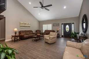 802 Mc Donald Rd, Port Lavaca, TX 77979 - Photo 12