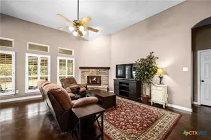 331 Mill Run, New Braunfels, TX 78132 - Photo 12