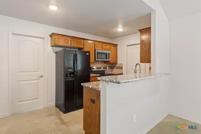 718 N 1st Street, Temple, TX 76501 - Photo 10
