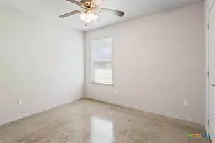 718 N 1st St, Temple, TX 76501 - Photo 18