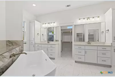 8439 Spring Creek Loop, Salado, TX 76571 - Photo 22