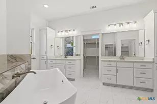 8439 Spring Creek Loop, Salado, TX 76571 - Photo 22