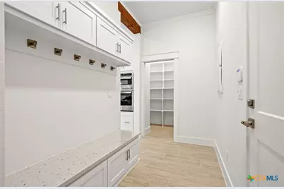 8439 Spring Creek Loop, Salado, TX 76571 - Photo 18