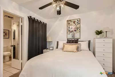 1559 Parkview Drive #F4, Canyon Lake, TX 78133 - Photo 4