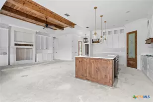 322 Franklin Rd, Eddy, TX 76524 - Photo 4