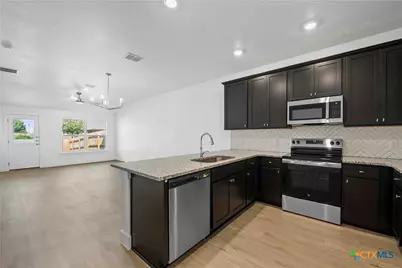 1209 College Avenue, Troy, TX 76579 - Photo 4