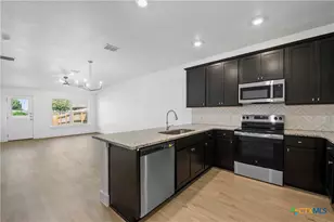 1209 College Ave, Troy, TX 76579 - Photo 4