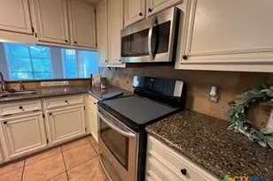 607 Brocton St, Victoria, TX 77904 - Photo 18