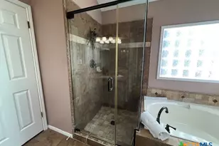 607 Brocton St, Victoria, TX 77904 - Photo 38