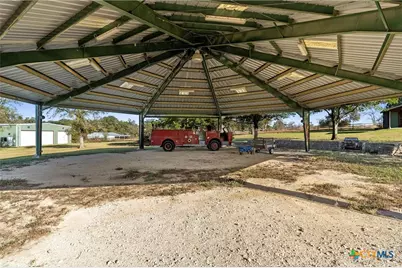 1092 Fm 3000, Elgin, TX 78621 - Photo 34