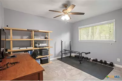 323 Cherrywood Lane, San Antonio, TX 78233 - Photo 16