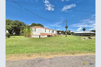 205 N 7th Street, Port O'Connor, TX 77982 - Photo 10