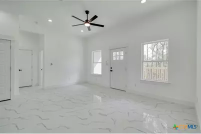 121 Diamond Head Drive, Bastrop, TX 78602 - Photo 14