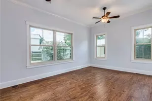 351 N Guenther Ave, New Braunfels, TX 78130 - Photo 16