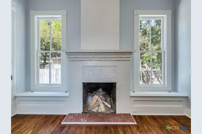 351 N Guenther Avenue, New Braunfels, TX 78130 - Photo 6