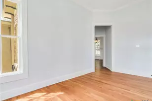 351 N Guenther Ave, New Braunfels, TX 78130 - Photo 10