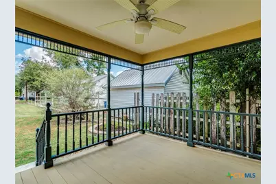 351 N Guenther Avenue, New Braunfels, TX 78130 - Photo 32